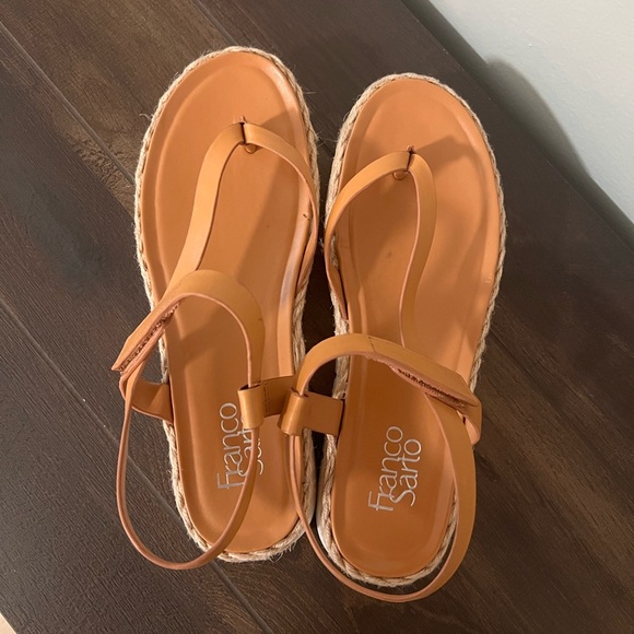 Franco Sarto Platform Sandals size 8 - Picture 4 of 5